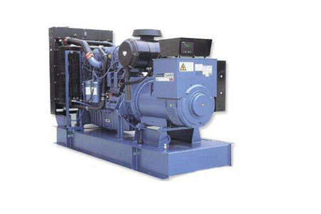 珀金斯發電機組安裝前搬運、開箱和劃線定位工作